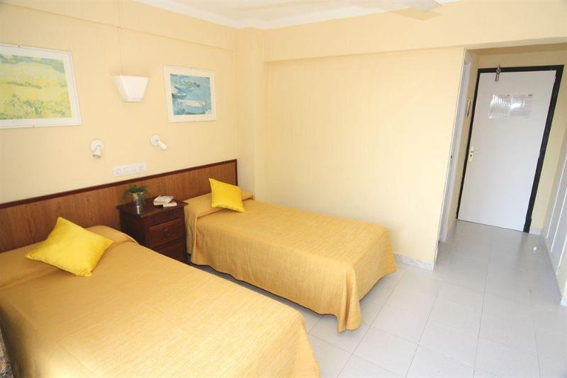 Hostel Hsr Gil (Adults Only) *